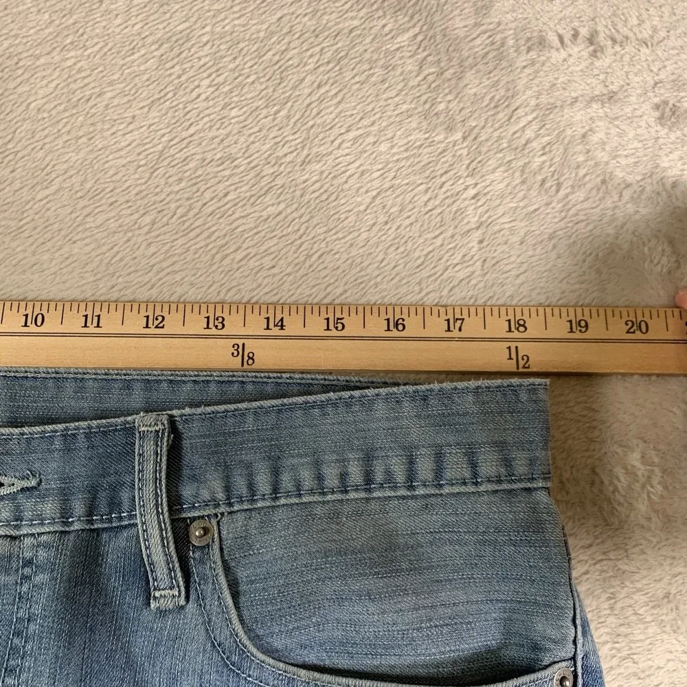 Levis 511 Jeans Mens 36x32 Blue Denim Stretch Tapered‎ Leg Mid Rise Light Wash